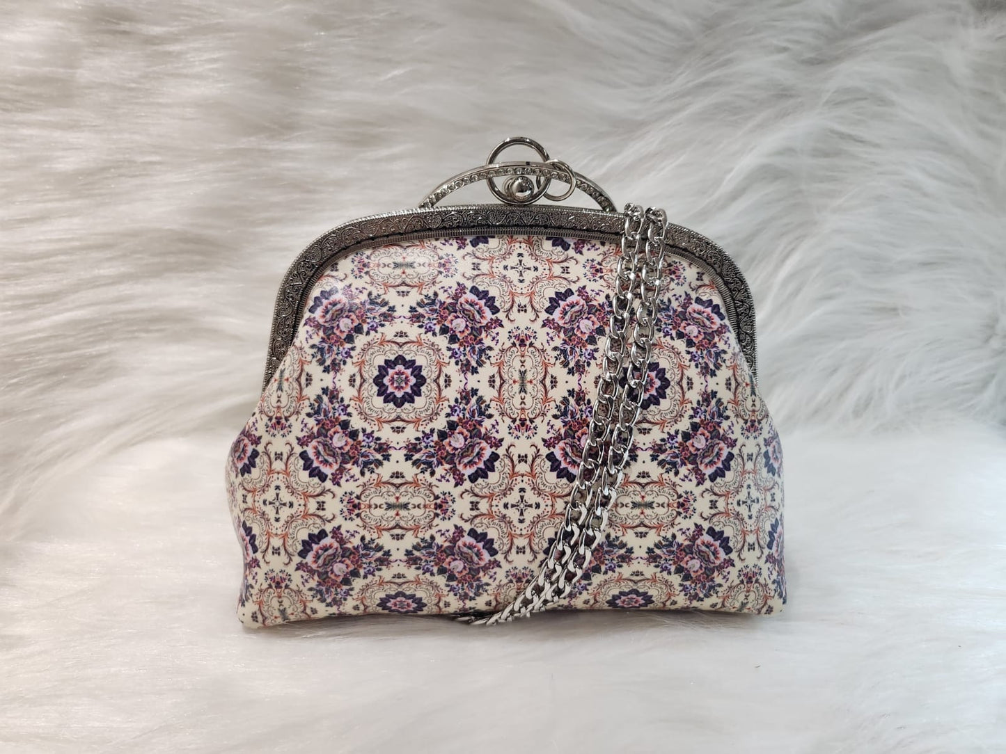 1CB_RC008; CROSSBODY PURPLE/ WHITE BAG